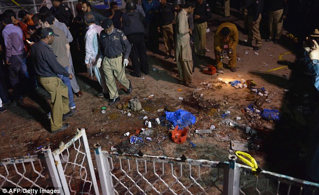 Una explosión en Pakistán deja más de 60 muertos y 300 heridos