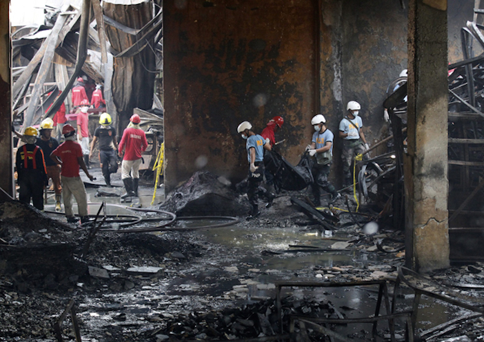 72 muertos por incendio en fábrica de zapatos de Filipinas