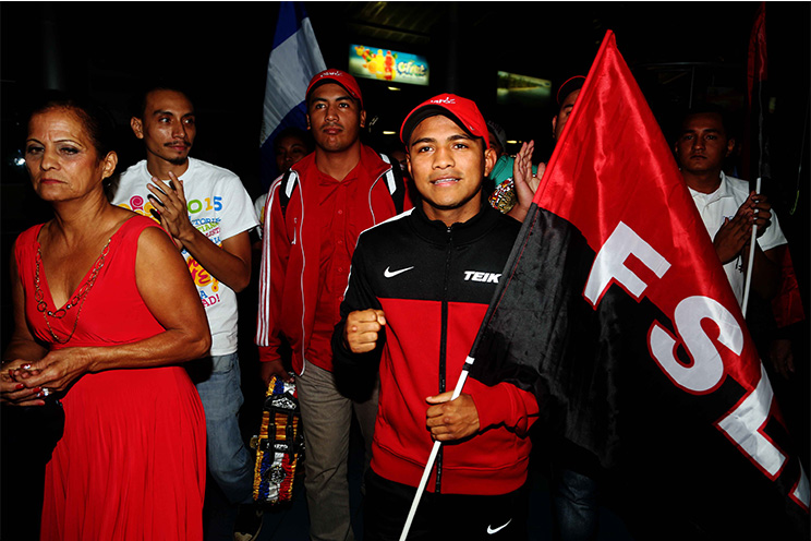 Juventud nicaragüense se desborda para recibir al “Chocolatito” González