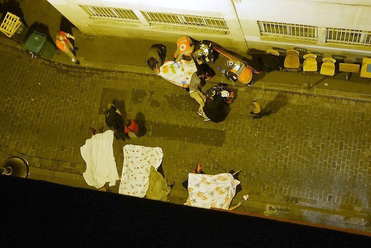 Pesadilla en París: Más de un centenar de muertos en cadena de ataques terroristas en capital francesa