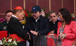 Daniel y Rosario presiden graduación de cadetes del Ejército de Nicaragua