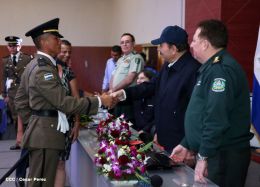 Daniel y Rosario presiden graduación de cadetes del Ejército de Nicaragua