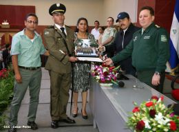 Daniel y Rosario presiden graduación de cadetes del Ejército de Nicaragua