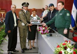 Daniel y Rosario presiden graduación de cadetes del Ejército de Nicaragua