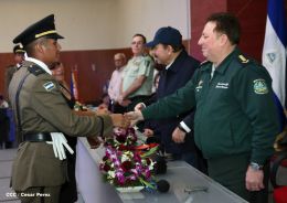 Daniel y Rosario presiden graduación de cadetes del Ejército de Nicaragua