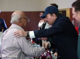 Daniel y Rosario presiden graduación de cadetes del Ejército de Nicaragua