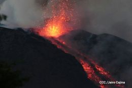 Volcán Momotombo entra en actividad eruptiva tras 110 años de relativa calma