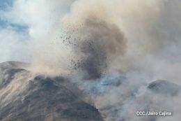 Volcán Momotombo entra en actividad eruptiva tras 110 años de relativa calma