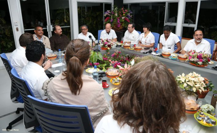Presidente Daniel sostiene encuentro con Grupo de Consejeros del BID