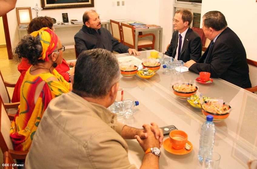 Presidente Daniel se reúne con Vicepresidente de la Duma Estatal de la Asamblea Federal de Rusia