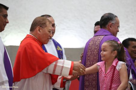 En el inicio del Año de la Misericordia iglesia abre Puerta Santa en Catedral de Managua