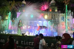 Una tarde en la Avenida de Bolívar a Chávez esperando la llegada del Niño Dios