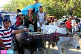 Llegan peregrinación a El Sauce en devoción por el Señor de los Milagros