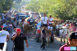 Llegan peregrinación a El Sauce en devoción por el Señor de los Milagros