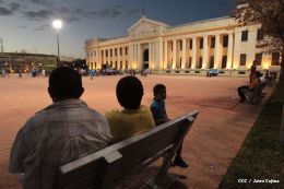 Inauguran Plaza 22 de Agosto en Managua