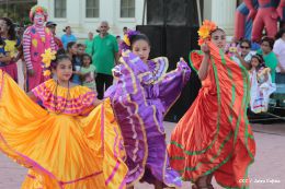 Inauguran Plaza 22 de Agosto en Managua