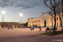 Inauguran Plaza 22 de Agosto en Managua