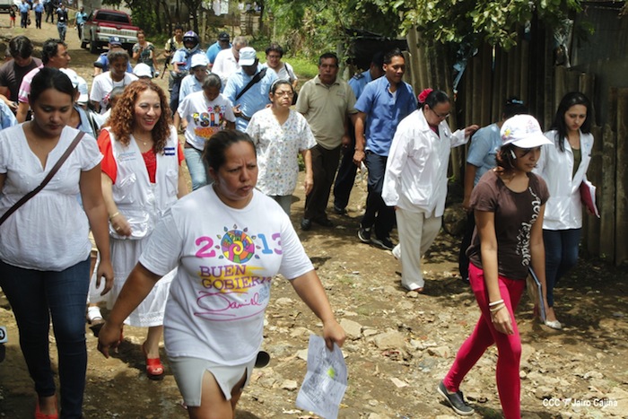 Gobierno y población en lucha frontal contra el dengue