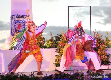 Daniel y Rosario participan en solemne ceremonia del centenario del Inmortal Rubén Darío en León