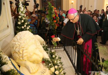 León conmemora con jornada especial centenario del poeta Rubén Darío