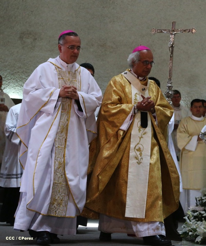 Misa Crismal en Catedral de Managua