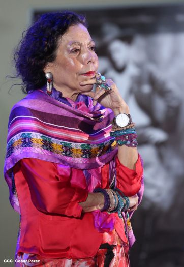 Daniel y Rosario conmemoran el 82 aniversario del tránsito a la inmortalidad del General Sandino