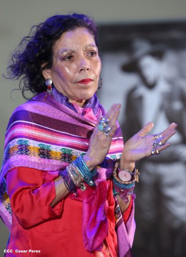 Daniel y Rosario conmemoran el 82 aniversario del tránsito a la inmortalidad del General Sandino