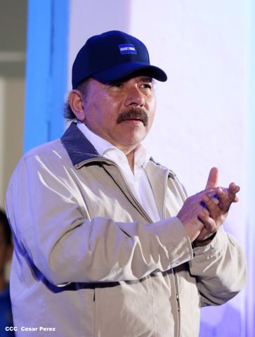 Daniel y Rosario conmemoran el 82 aniversario del tránsito a la inmortalidad del General Sandino