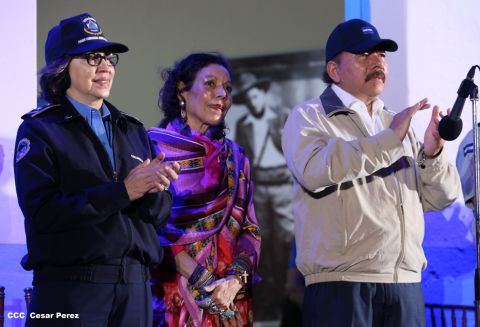 Daniel y Rosario conmemoran el 82 aniversario del tránsito a la inmortalidad del General Sandino