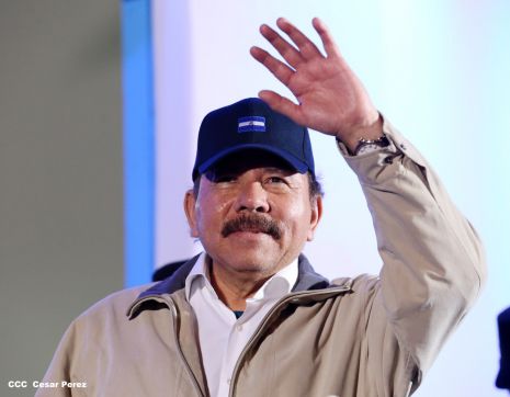 Daniel y Rosario conmemoran el 82 aniversario del tránsito a la inmortalidad del General Sandino