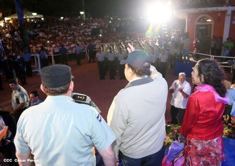 Daniel y Rosario conmemoran el 82 aniversario del tránsito a la inmortalidad del General Sandino