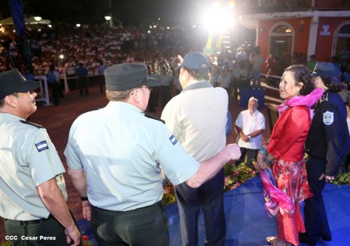 Daniel y Rosario conmemoran el 82 aniversario del tránsito a la inmortalidad del General Sandino