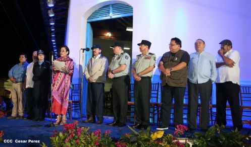 Daniel y Rosario conmemoran el 82 aniversario del tránsito a la inmortalidad del General Sandino
