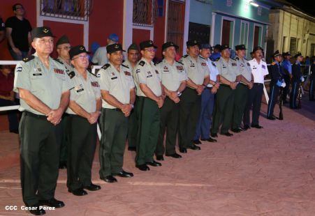 Daniel y Rosario conmemoran el 82 aniversario del tránsito a la inmortalidad del General Sandino