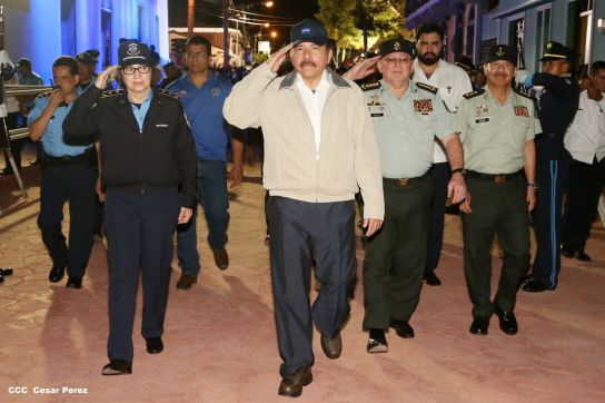 Daniel y Rosario conmemoran el 82 aniversario del tránsito a la inmortalidad del General Sandino