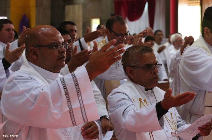 Misa Crismal en Catedral de Managua