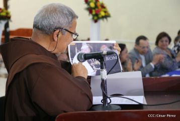 Asamblea Nacional sesiona por el centenario natal de Fray Odorico D'Andrea