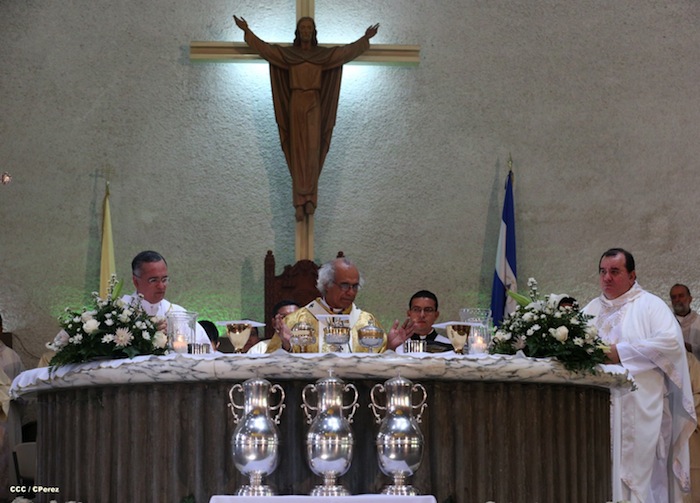Misa Crismal en Catedral de Managua
