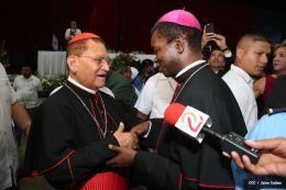 Asamblea Nacional entrega Ley que declara Prócer de la Paz y la Reconciliación a Cardenal Miguel Obando