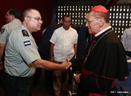 Asamblea Nacional entrega Ley que declara Prócer de la Paz y la Reconciliación a Cardenal Miguel Obando