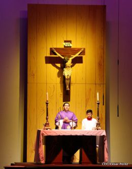 UNICA festeja 90 años de Cardenal Miguel con obra teatral “Tiempos de Fe”