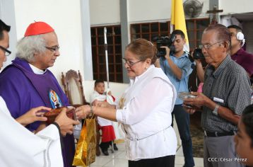 Masaya celebra un año más a San Lázaro con el tradicional desfile de mascotas