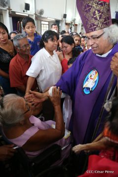 Masaya celebra un año más a San Lázaro con el tradicional desfile de mascotas