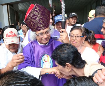 Masaya celebra un año más a San Lázaro con el tradicional desfile de mascotas