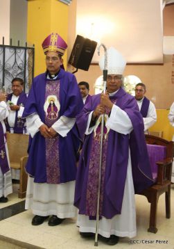 Cardenal Leopoldo Brenes celebra eucaristía en Santuario Nacional de Jesús del Rescate