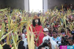 Procesión de Jesús del Triunfo en la Catedral de Managua