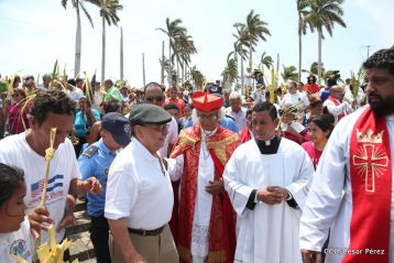 Procesión de Jesús del Triunfo en la Catedral de Managua