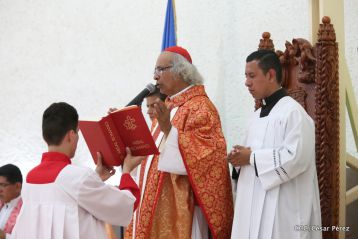 Procesión de Jesús del Triunfo en la Catedral de Managua