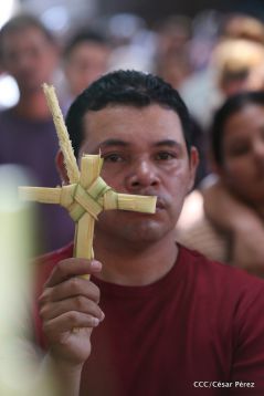 Procesión de Jesús del Triunfo en la Catedral de Managua