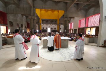 Procesión de Jesús del Triunfo en la Catedral de Managua